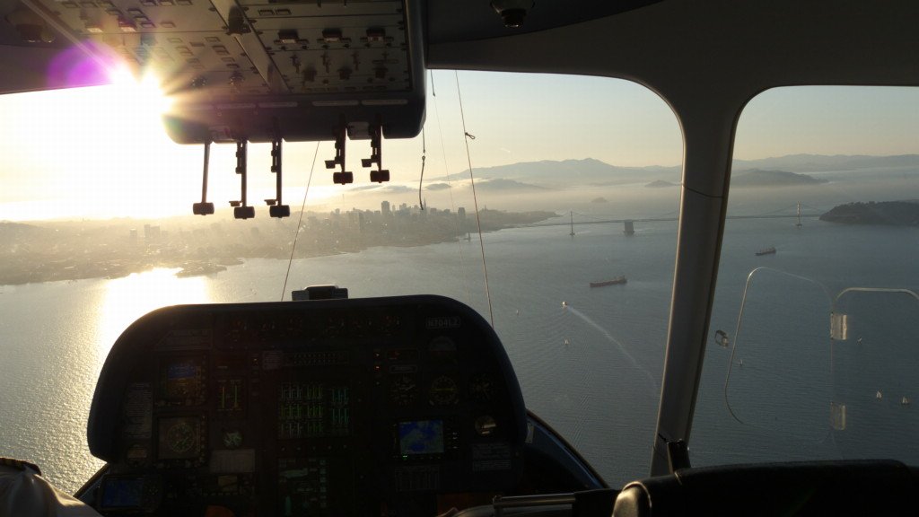 Appoaching_SF-Pilot's_view