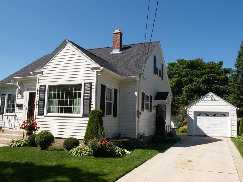 WI House 12TH ST 1_House View 2