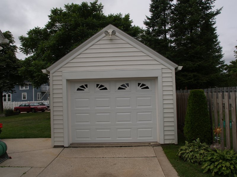 WI House 12TH ST 1_House View 3