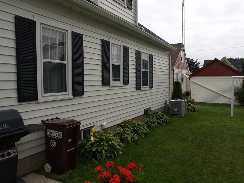 WI House 12TH ST 1_House View 4