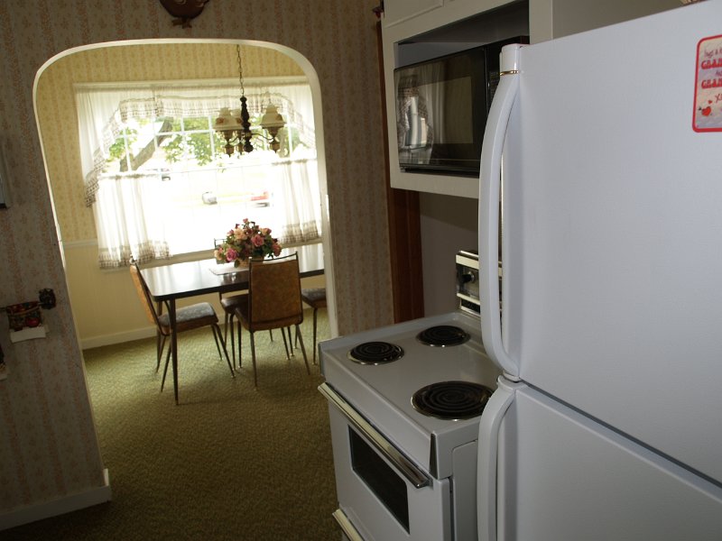 WI House 12TH ST 4_Kitch 3