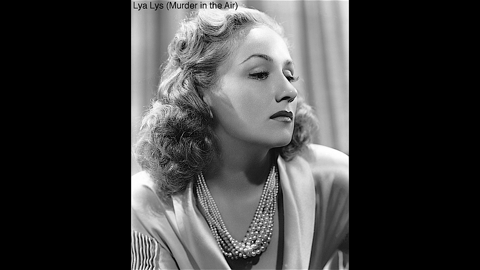 Lya Lys (Murder in the Air)